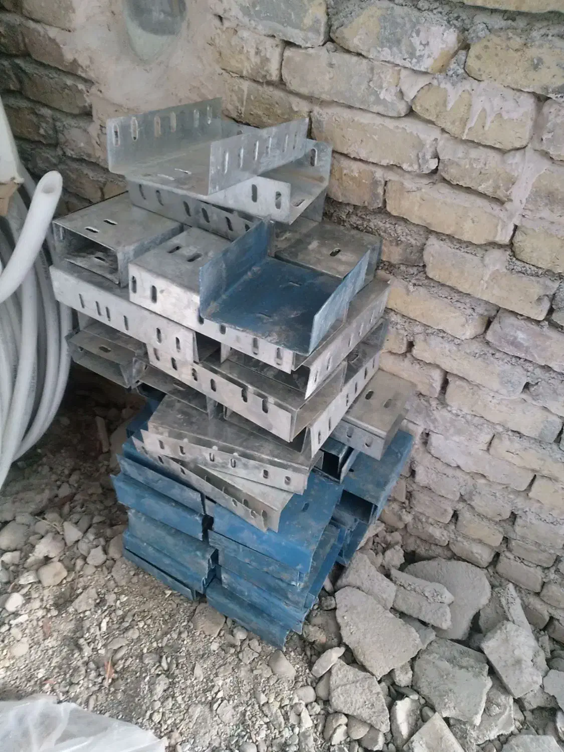 ناودونی|مصالح و تجهیزات ساختمان|نیشابور, شهرک قدس|دیوار