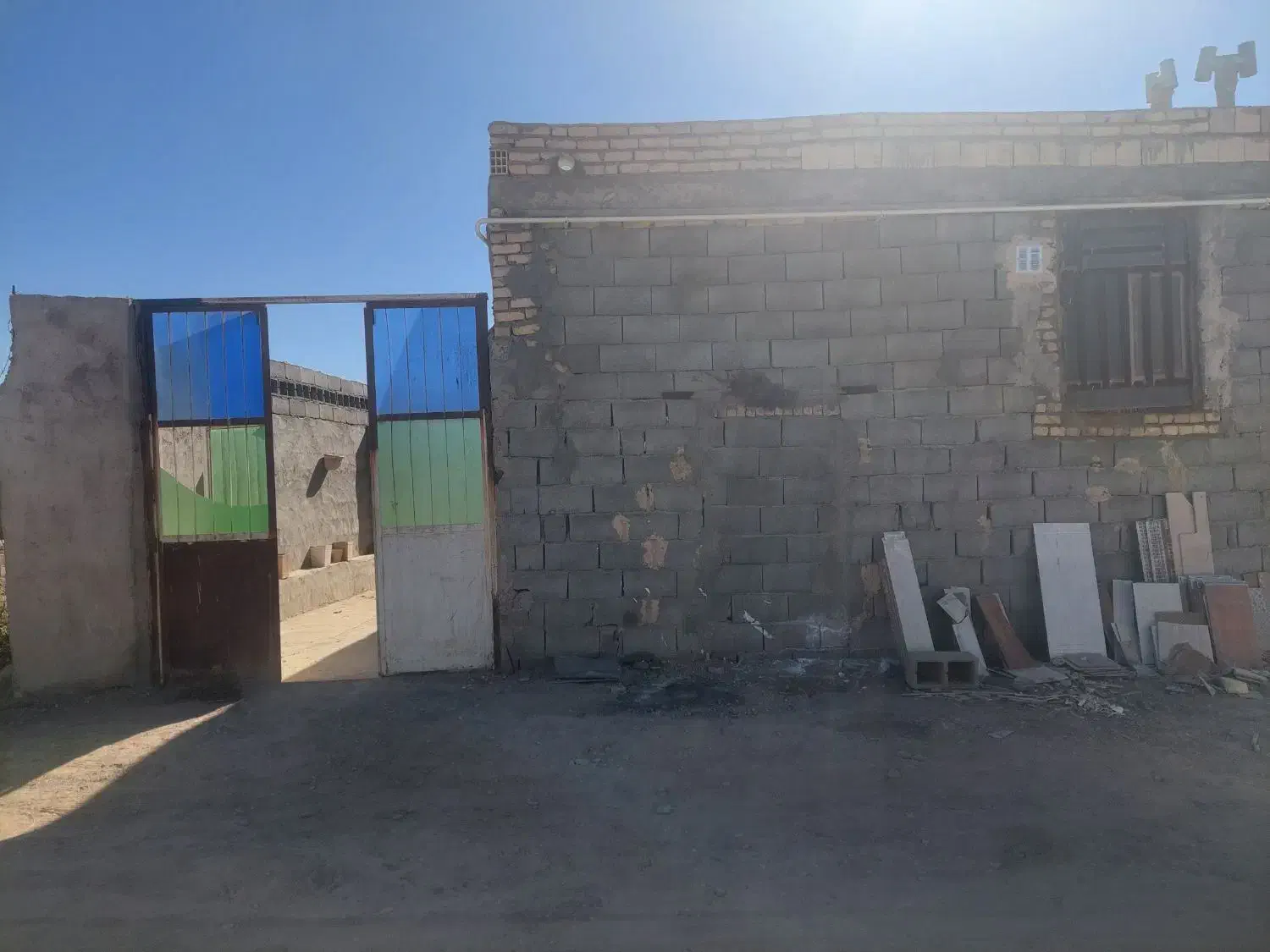 خونه باغ بافق بلوار کشاورز حسین اباد|فروش خانه و ویلا|بافق, |دیوار