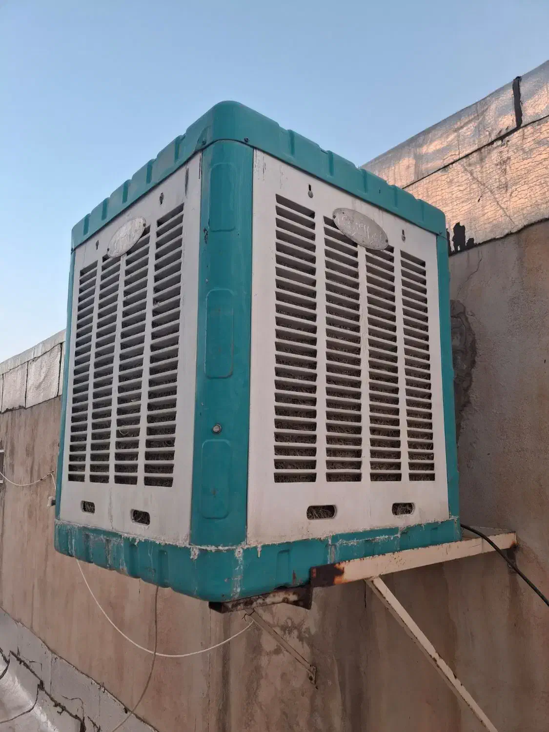 کولر فروشی.     توافقی|کولر آبی|شازند, |دیوار