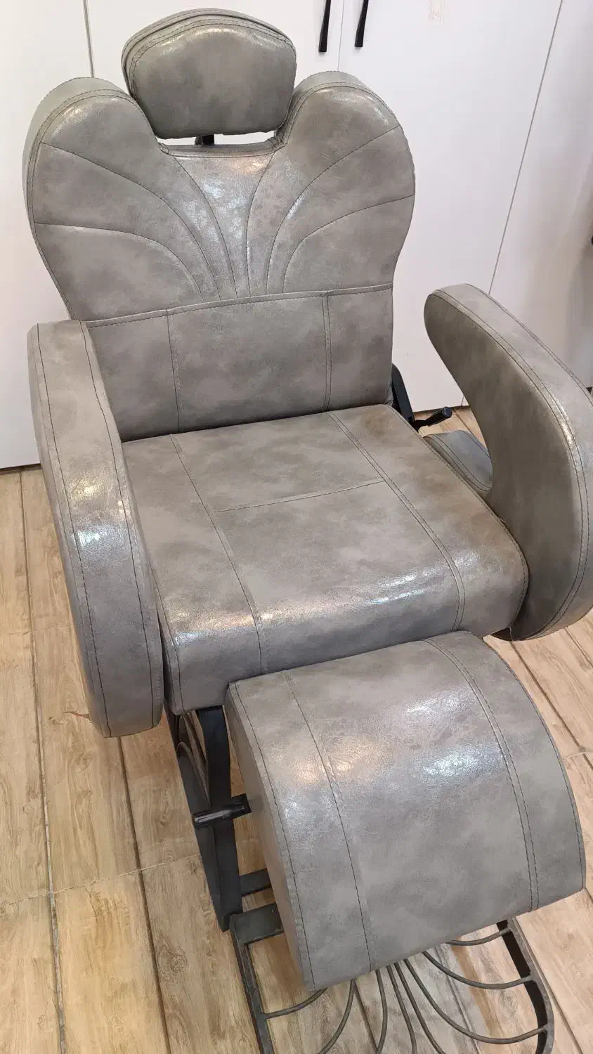 صندلی vip آرایشگاهی|آرایشگاه و سالن‌های زیبایی|بندر ماهشهر, |دیوار