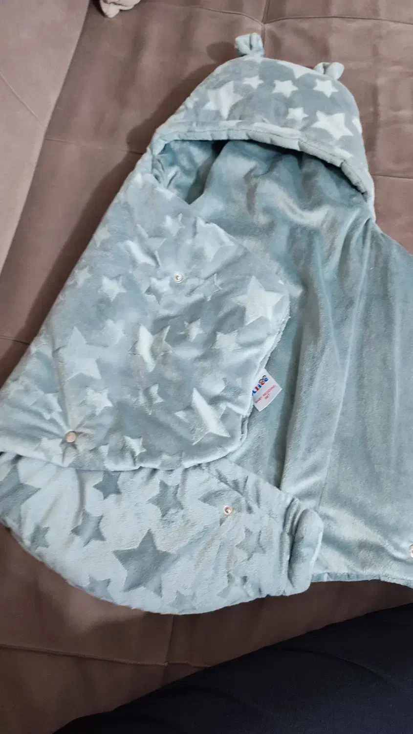 آغوشی نوزادی|اسباب و اثاث بچه|خوی, |دیوار