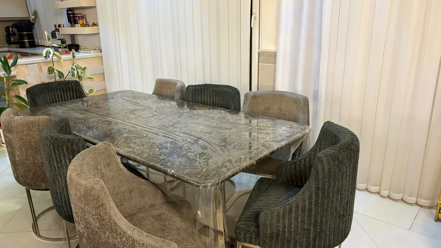 ست مبلمان میز ناهارخوری|مبلمان خانگی و میز عسلی|قم, زنبیل آباد|دیوار