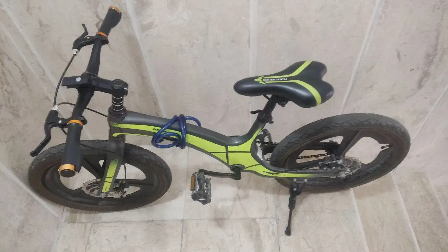 دوچرخه|دوچرخه، اسکیت، اسکوتر|رشت, نیروی دریایی|دیوار