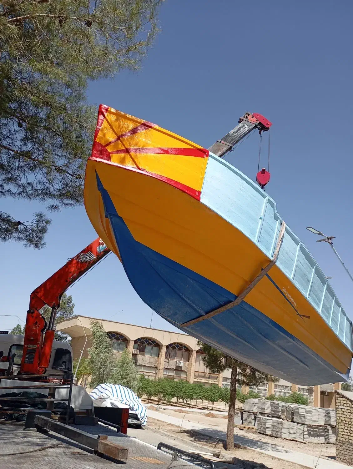 تشت استور ۳۰ فوت برد بلند|قایق و سایر وسایل نقلیه|قشم, |دیوار