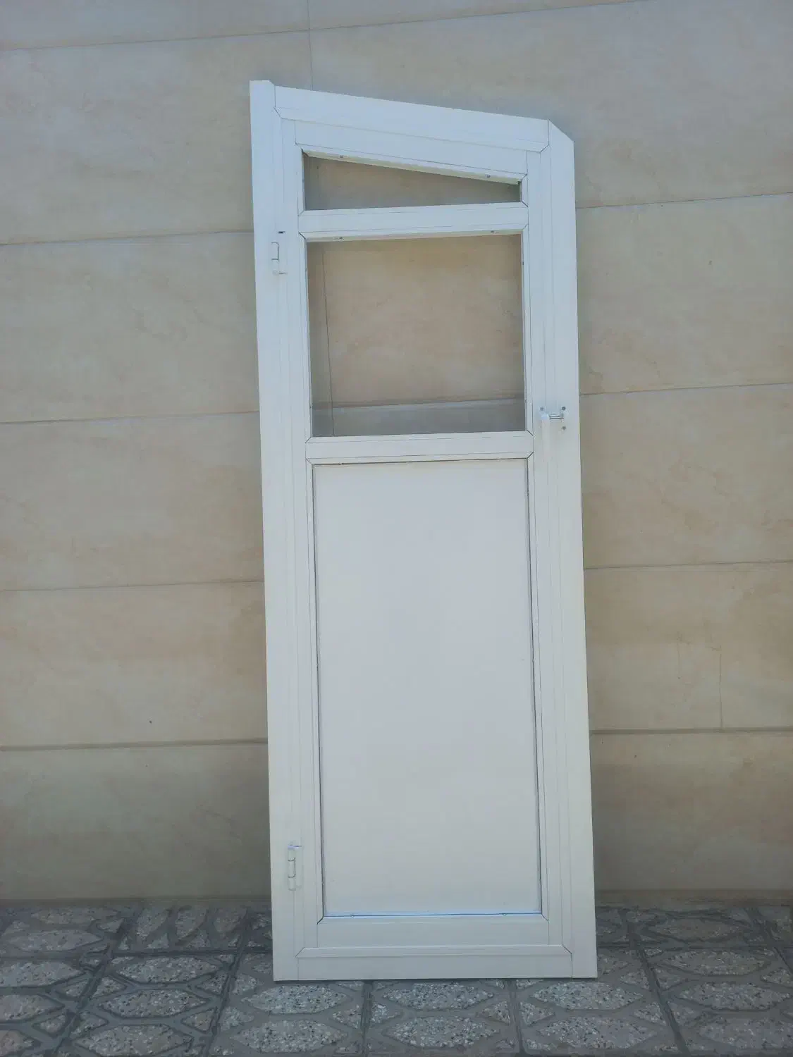 ساخت درب و پنجره آلومینیومی و توری آلومینیومی|مصالح و تجهیزات ساختمان|کوهدشت, |دیوار