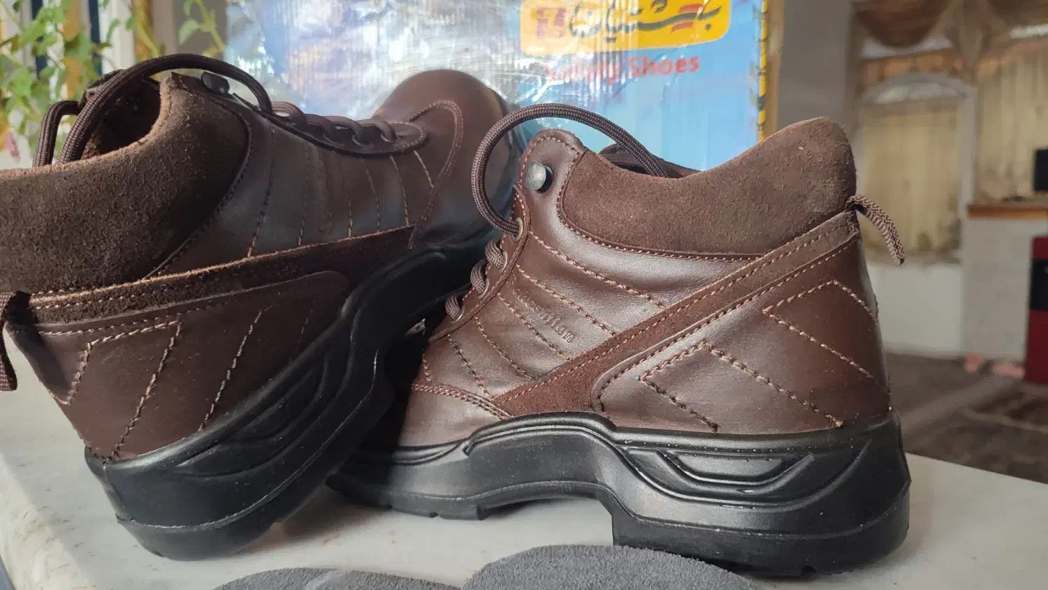 کفش ایمنی|کیف، کفش، کمربند|بندر کنگان, |دیوار