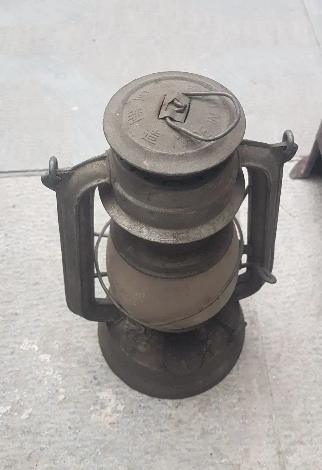 گاز کباب پز و چراغ سه فتیله و|کلکسیون اشیاء عتیقه|اصفهان, سروستان|دیوار