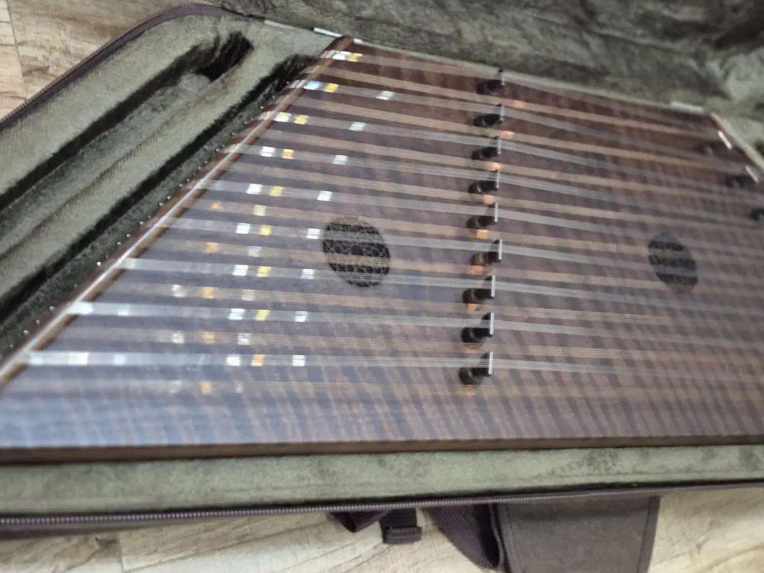 سنتور ۳مهر ویژه استاد موسوی|سازهای سنتی|رشت, گلسار|دیوار