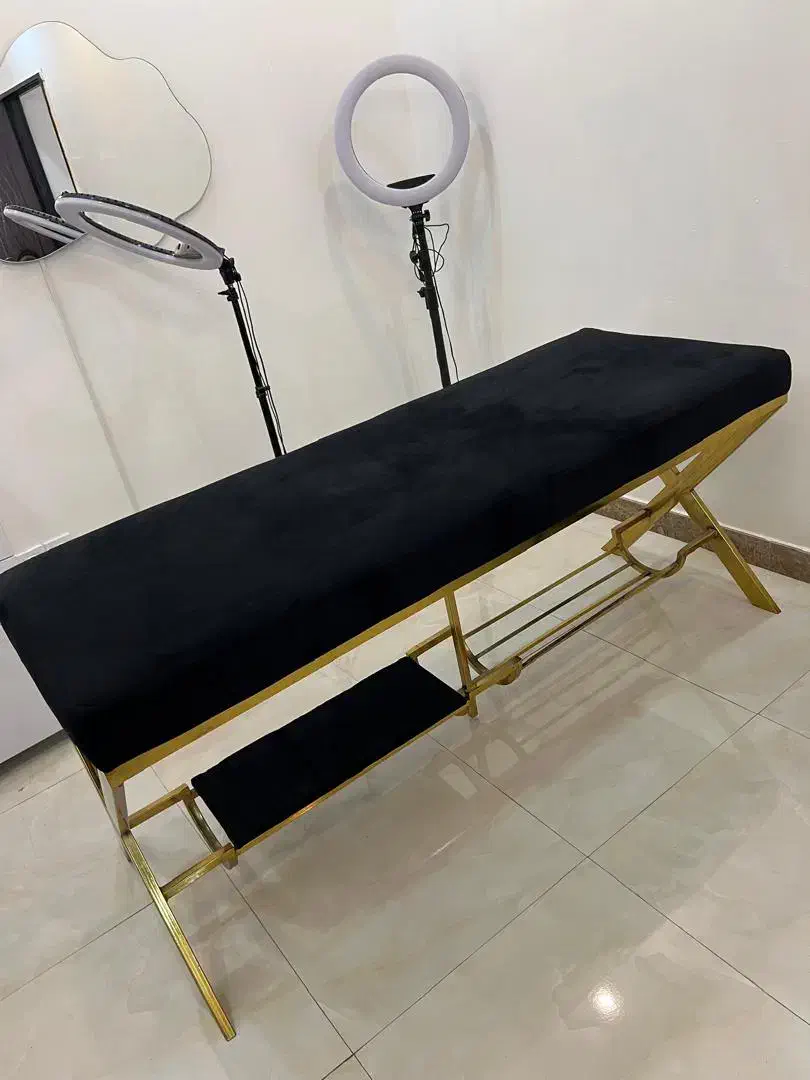 فروش تخت سالن زیبایی|آرایشگاه و سالنهای زیبایی|رشت, علی آباد|دیوار