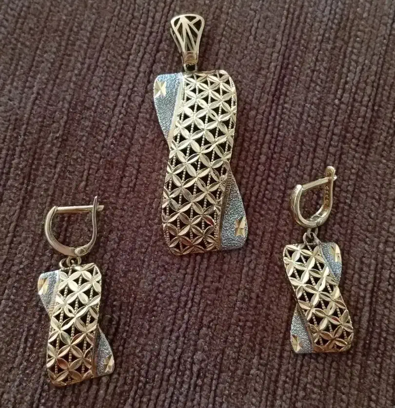 نیم ست گوشواره و مدال|جواهرات|قیدار, |دیوار