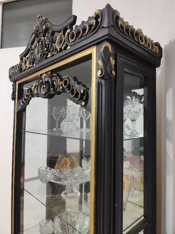 بوفه ی چوبی محکم و آینه دار|بوفه، ویترین، کنسول|اردبیل, |دیوار