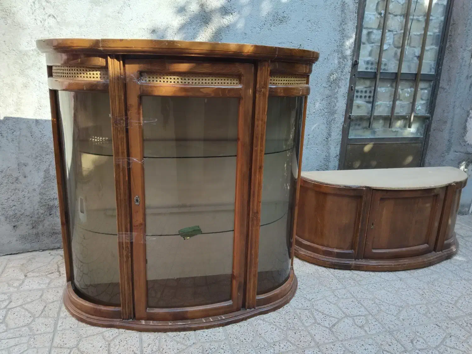 بوفه چوبی و شیشه ای|بوفه، ویترین، کنسول|بجنورد, |دیوار