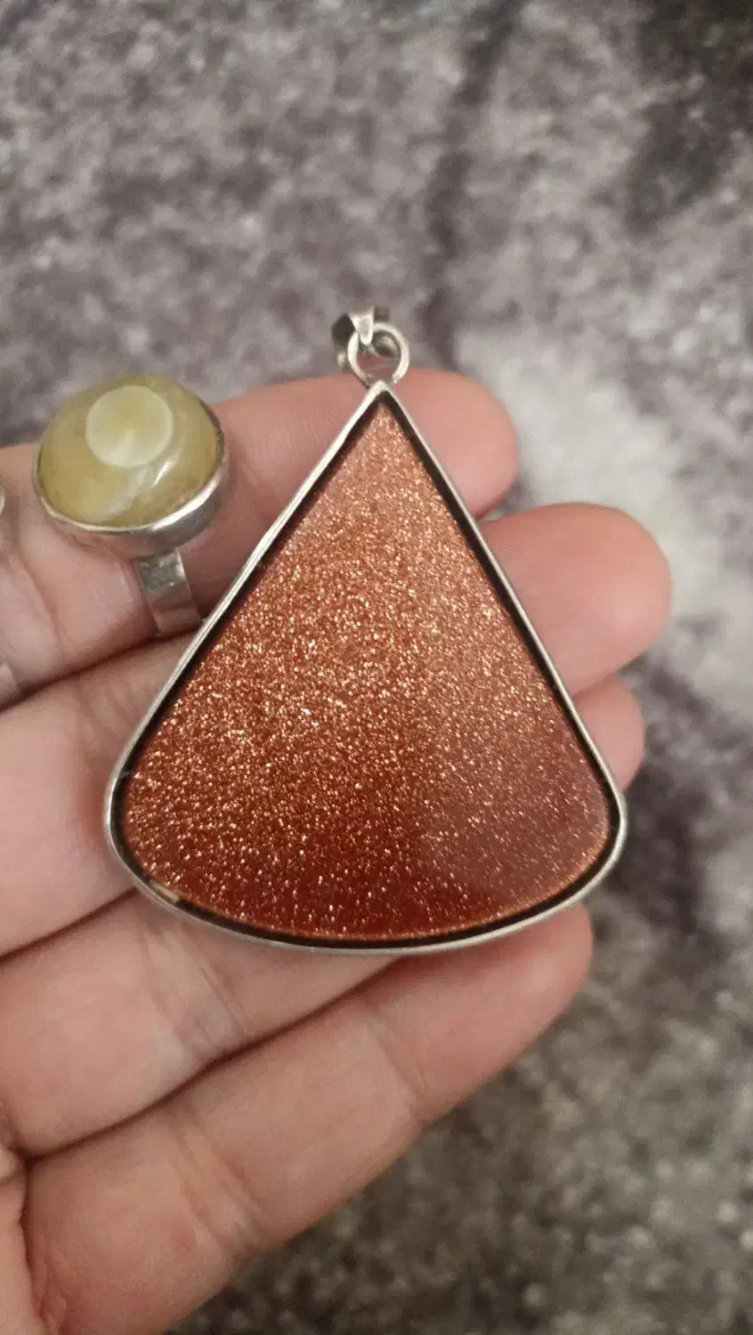 سنگ قدیمی فروشی|کلکسیون اشیاء عتیقه|یزد, |دیوار