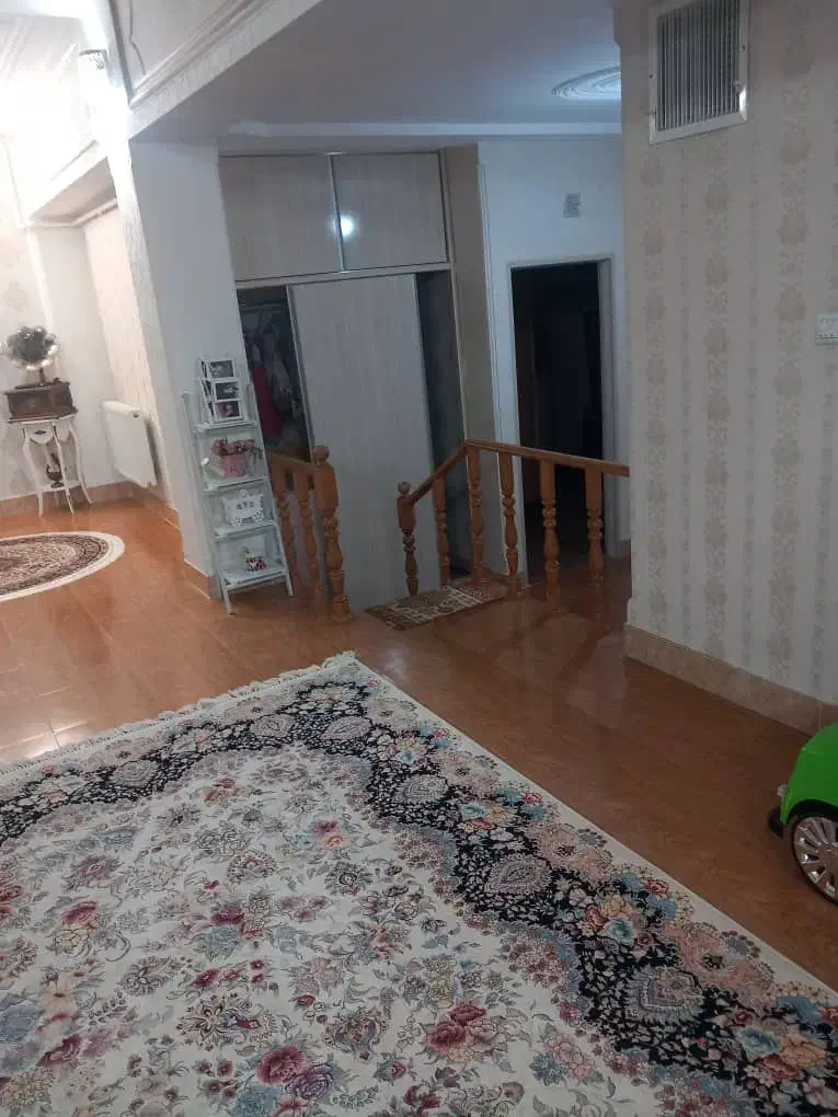 واحد شخصی ساز ۱۳۳ متری در گلشهر فاز دو|فروش خانه و ویلا|زنجان, |دیوار