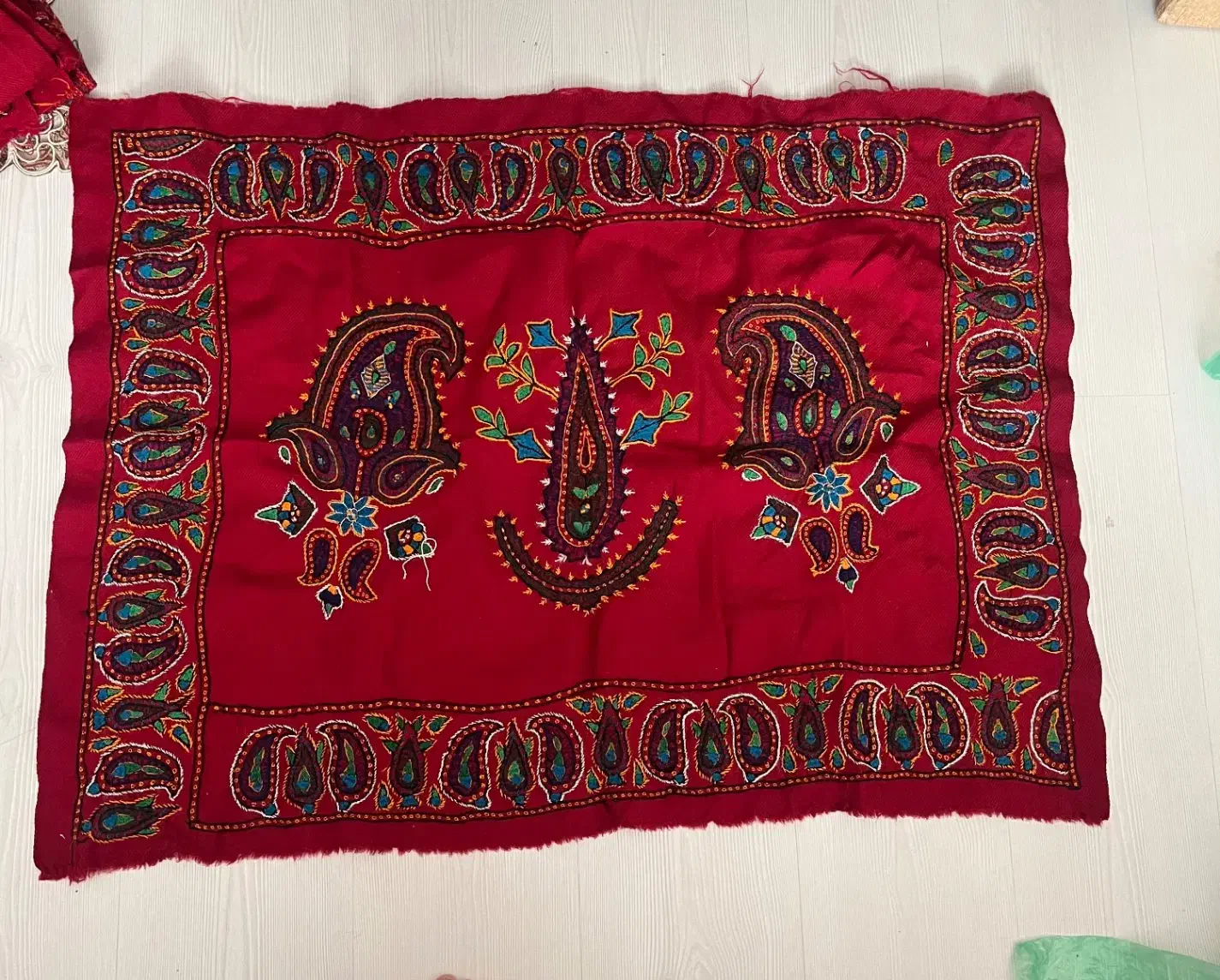 پته کرمان|پشتی|کرج, باغستان|دیوار