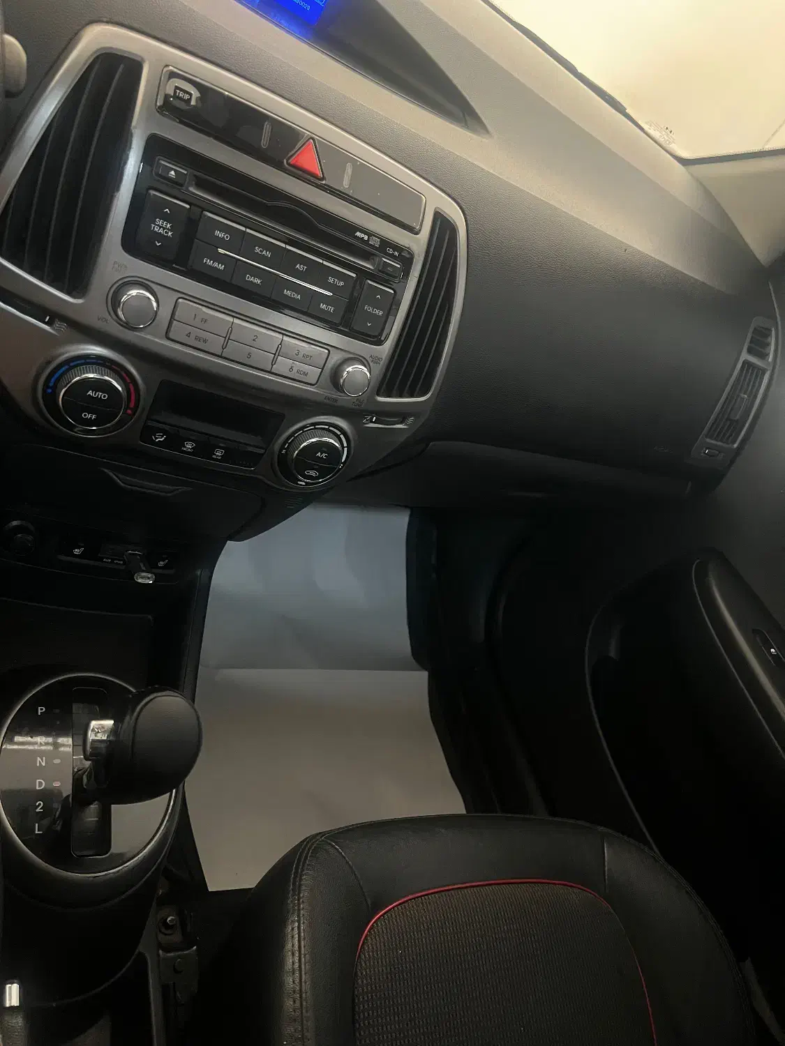 هیوندای ای ۲۰|خودرو سواری و وانت|مشهد, هنرستان|دیوار