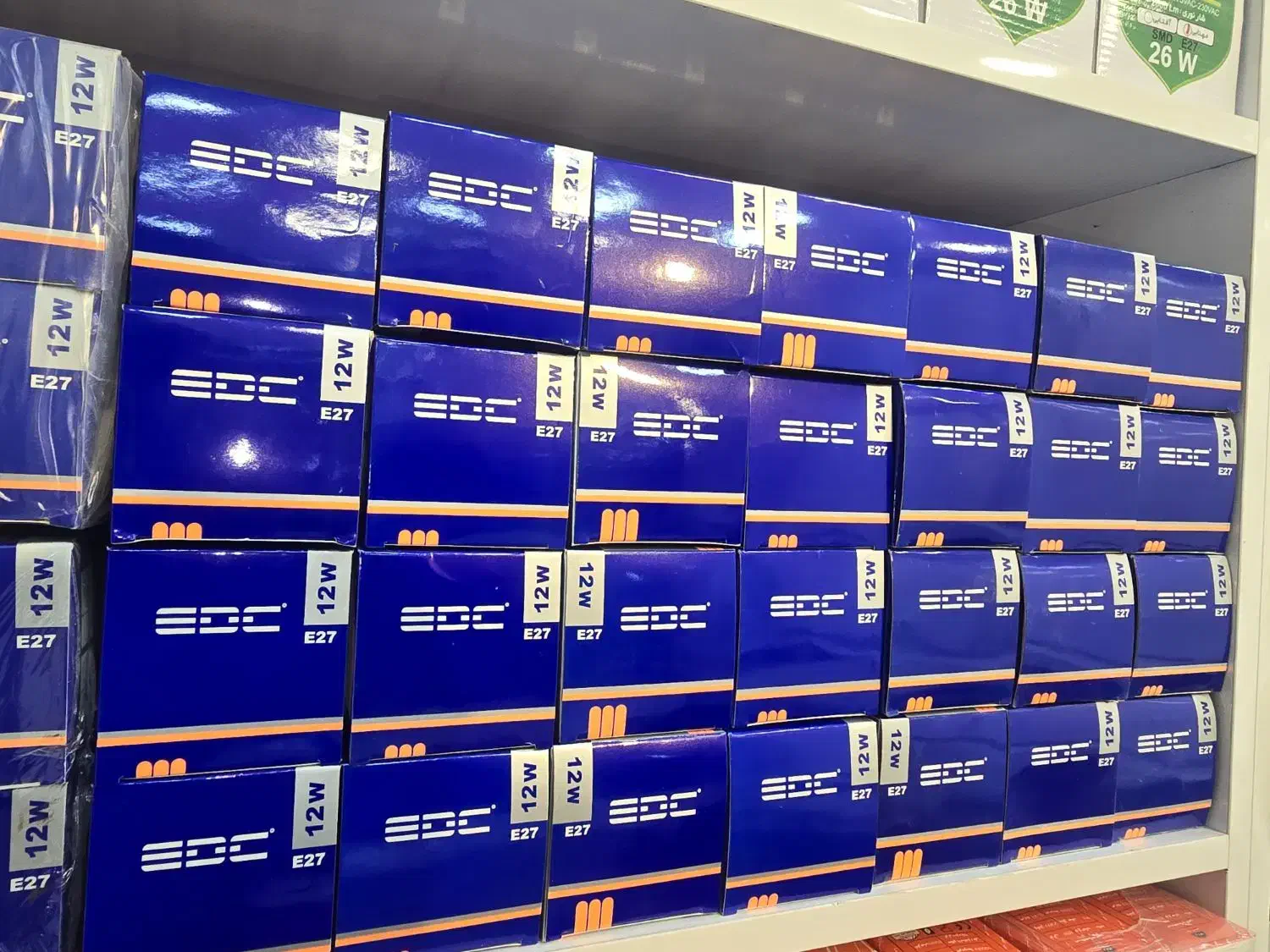 لامپ و کلید پریز|لامپ و چراغ|نجفآباد, گلدشت|دیوار