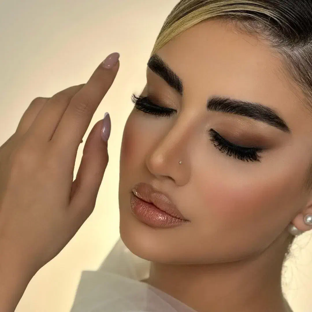 مدل برای میکاپ و شینیون|خدمات آرایشگری و زیبایی|سراب, |دیوار