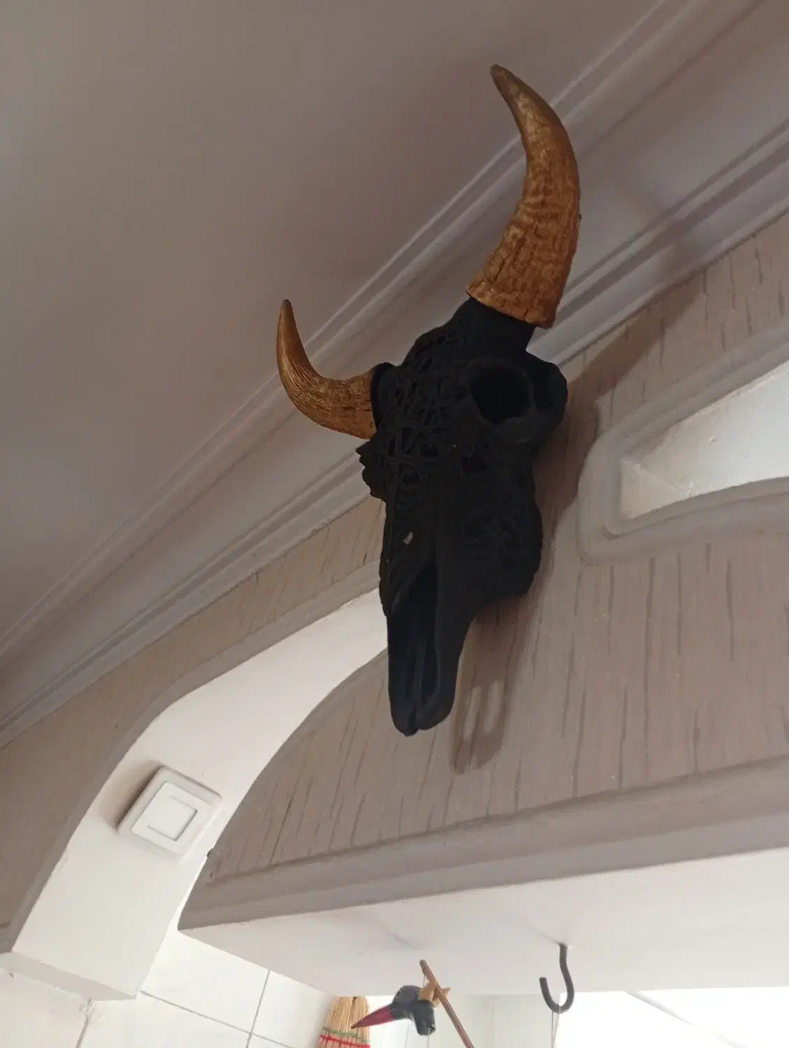 مجسمه بدونه کوچکترین ایرادی|کلکسیون اشیاء عتیقه|ملارد, |دیوار