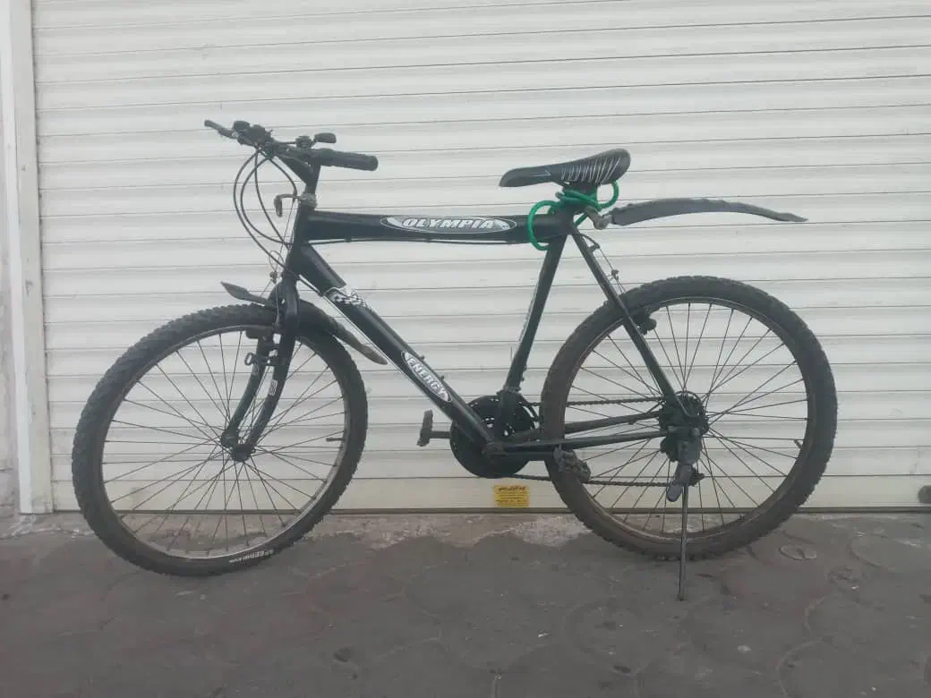 دوچرخه سایز بزرگ کاملا سالم|دوچرخه، اسکیت، اسکوتر|رشت, حمیدیان|دیوار