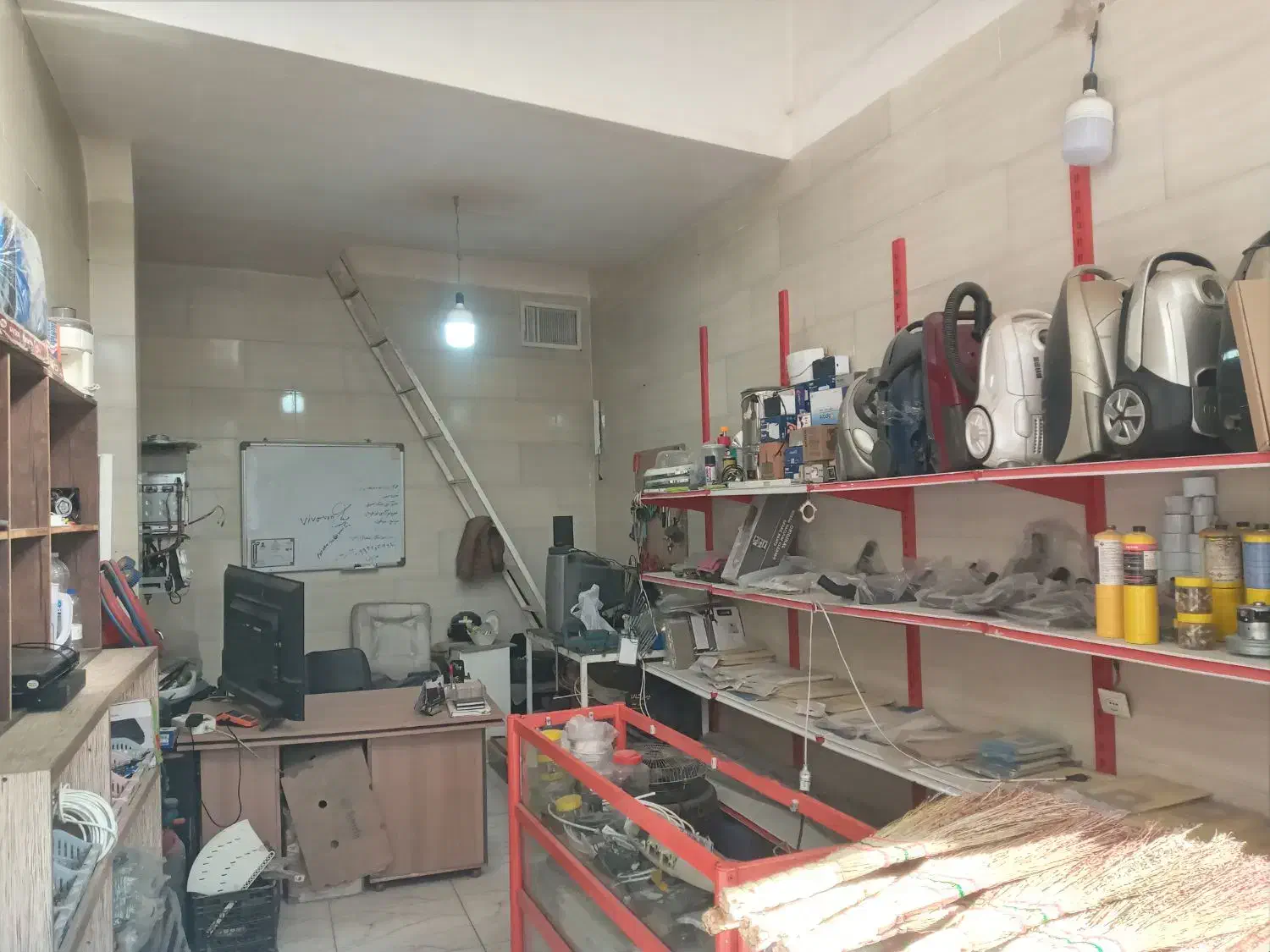 اجاره مغازه پیشاهنگی|اجارهٔ مغازه و غرفه|کرج, گلدشت|دیوار