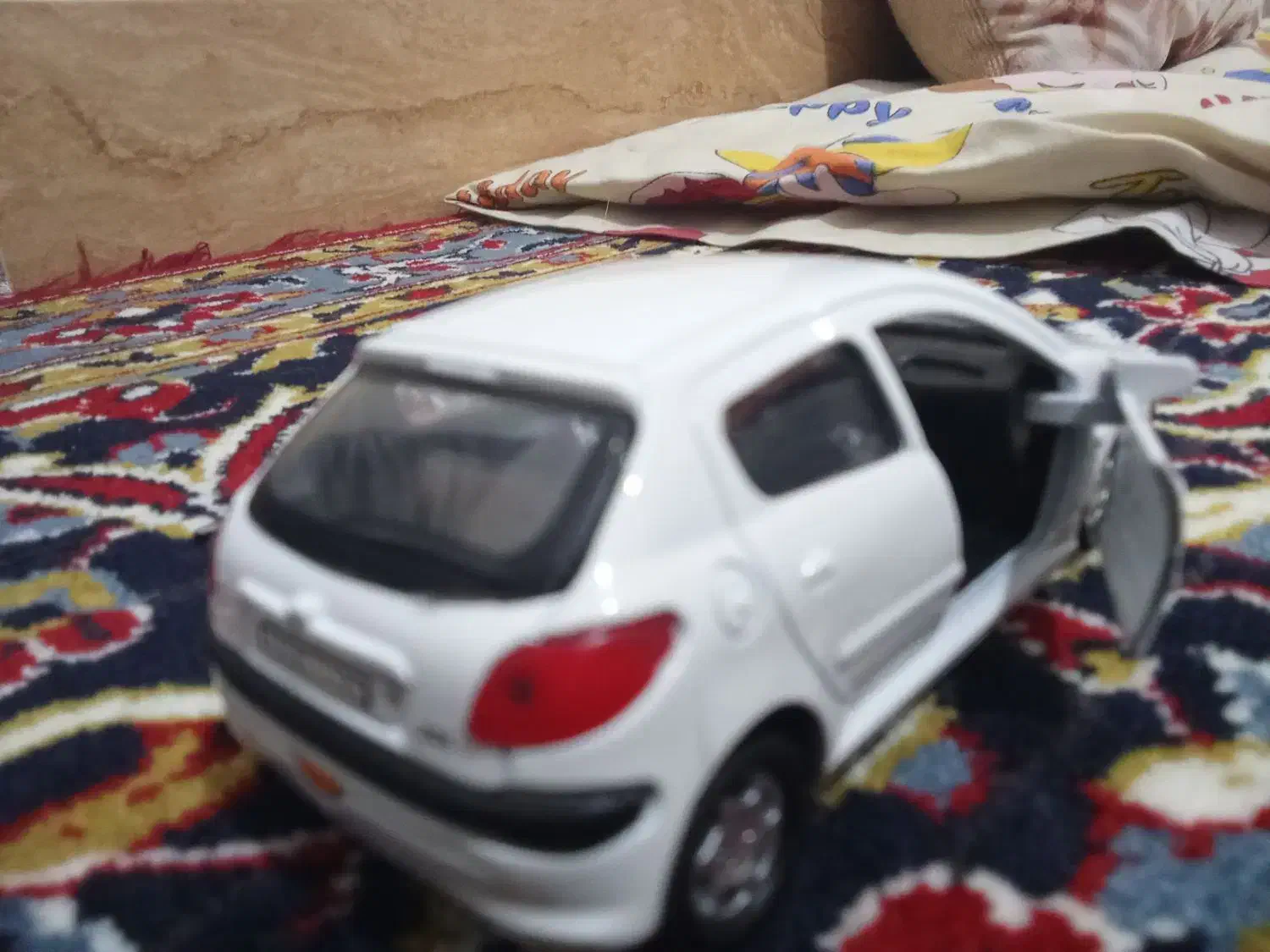 ۲۰۶|اسباب‌بازی بچه|نورآباد, |دیوار