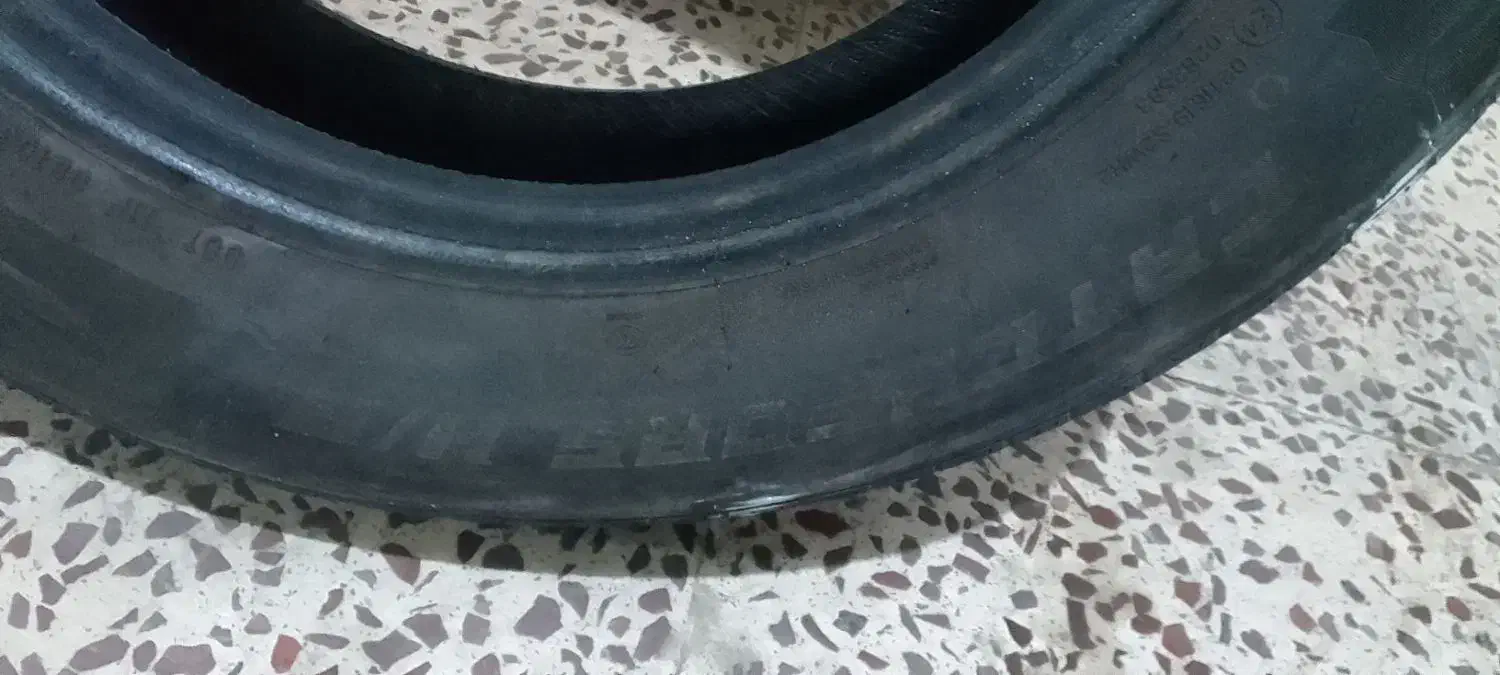 لاستیک ۱۹۵.۶۵.۱۵|قطعات یدکی و لوازم جانبی|رشت, آب و برق|دیوار