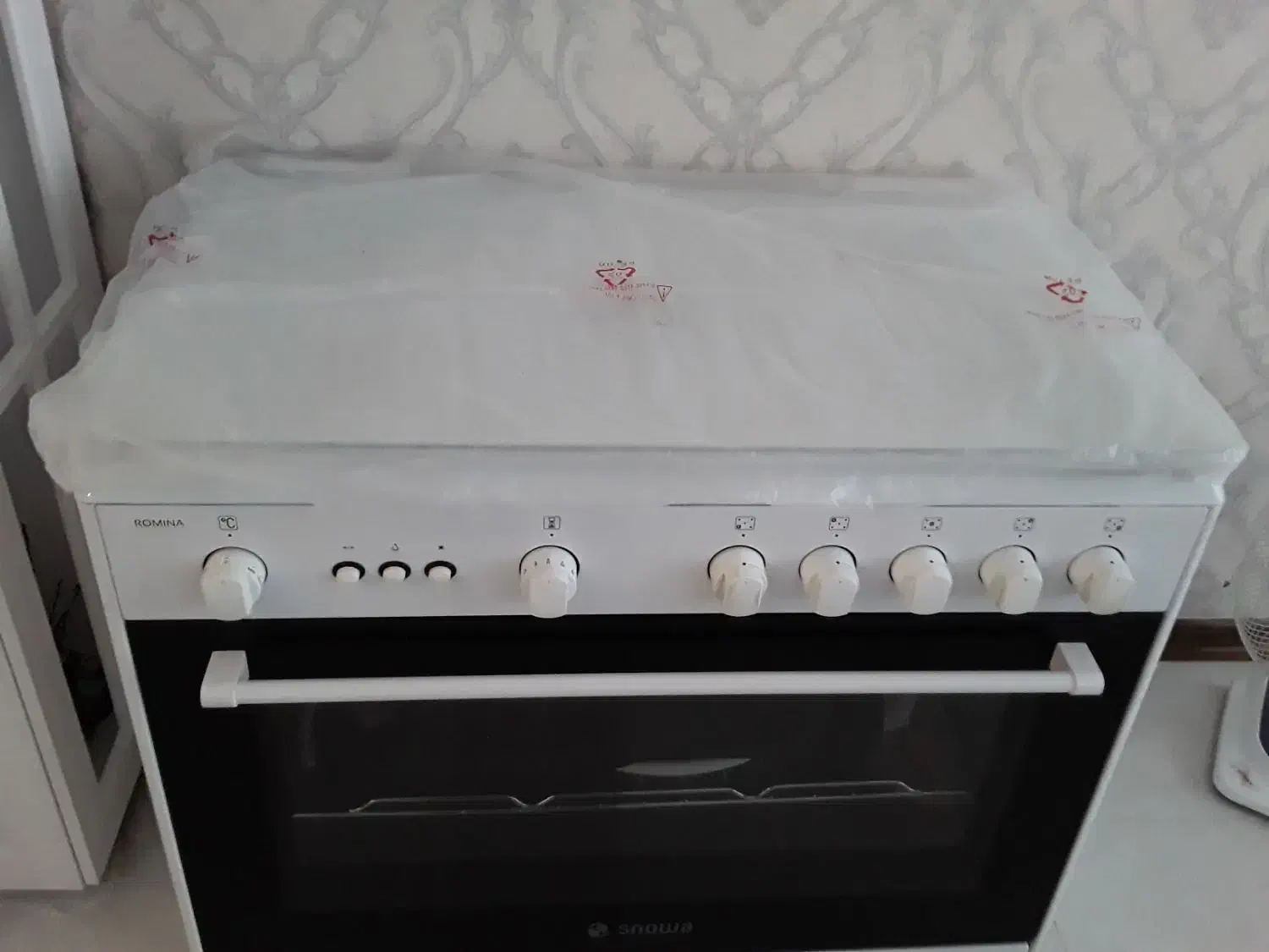 اجاق گاز فردار اسنوا.  مدل رومینا مخصوص جهیزیه|اجاق گاز و لوازم برقی پخت‌وپز|مشهد, امیریه|دیوار