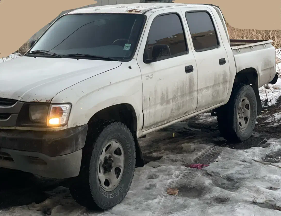 تویوتا هایلوکس 2002|خودرو سواری و وانت|رباط‌کریم, رباط‌کریم|دیوار