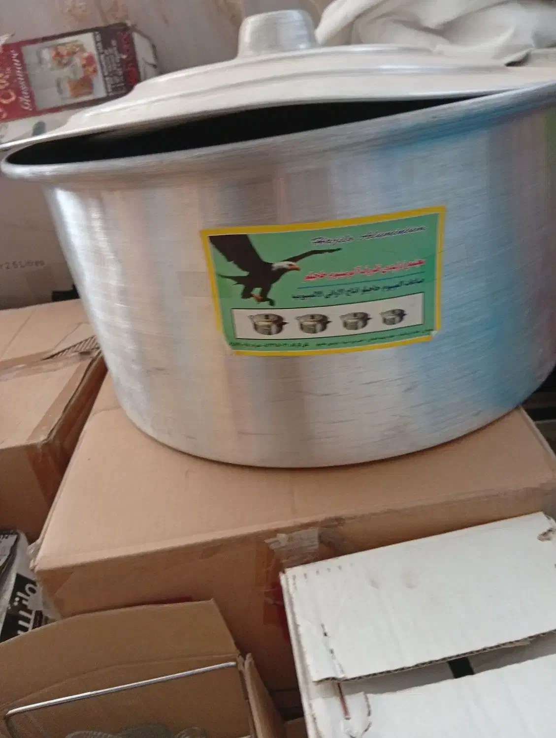 قابلمه|ظروف پختوپز|قم, ولیعصر|دیوار