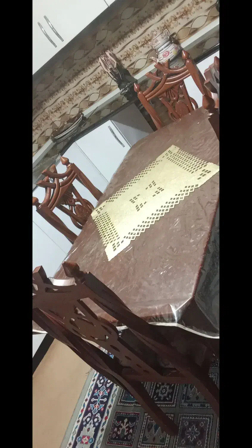 سلام به دلیل نداشتن جا میفروشم|میز و صندلی غذاخوری|نجف‌آباد, قلعه سفید|دیوار