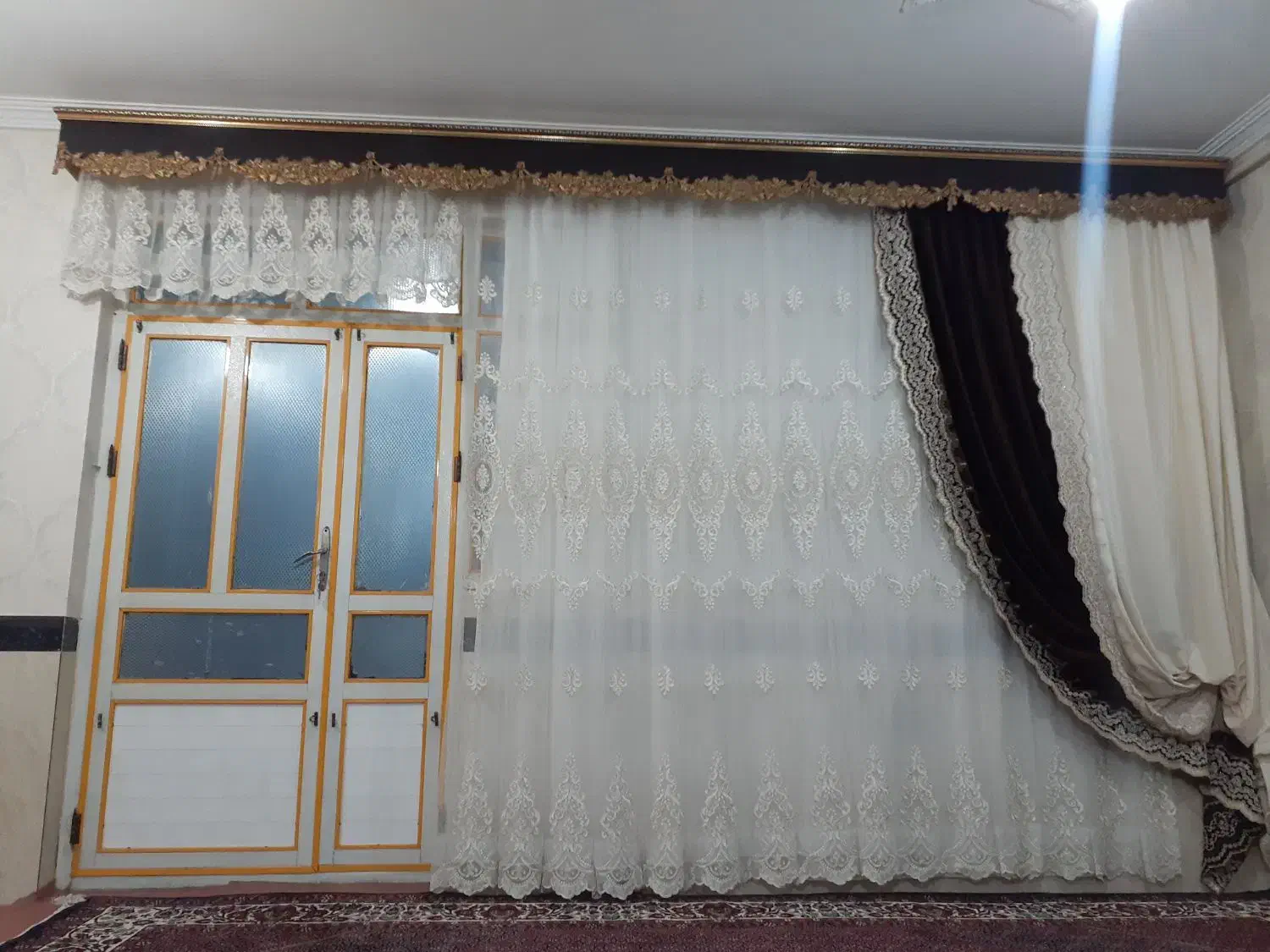 پرده پذیرایی در حد نو|پرده، رانر، رومیزی|لالجین, |دیوار