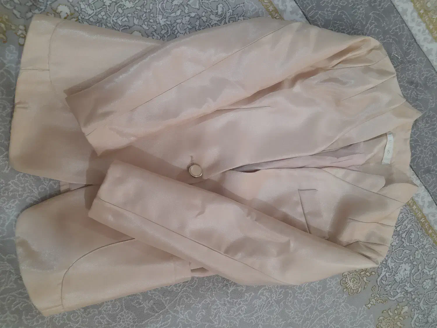 بارونی و مانتو و کت تک|لباس|کردکوی, |دیوار