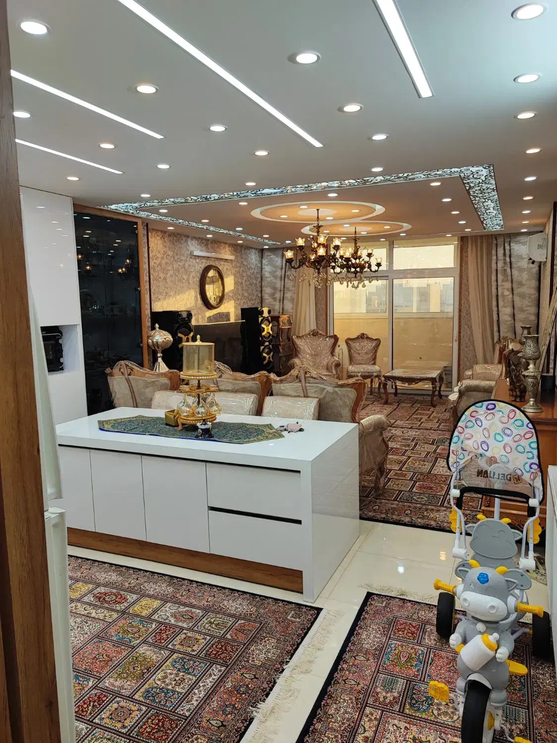 اپارتمان ۹۰متری طبقه ۳جنوبی (بسیار شیک)شهرک سیمرغ|فروش آپارتمان|برخوار, |دیوار