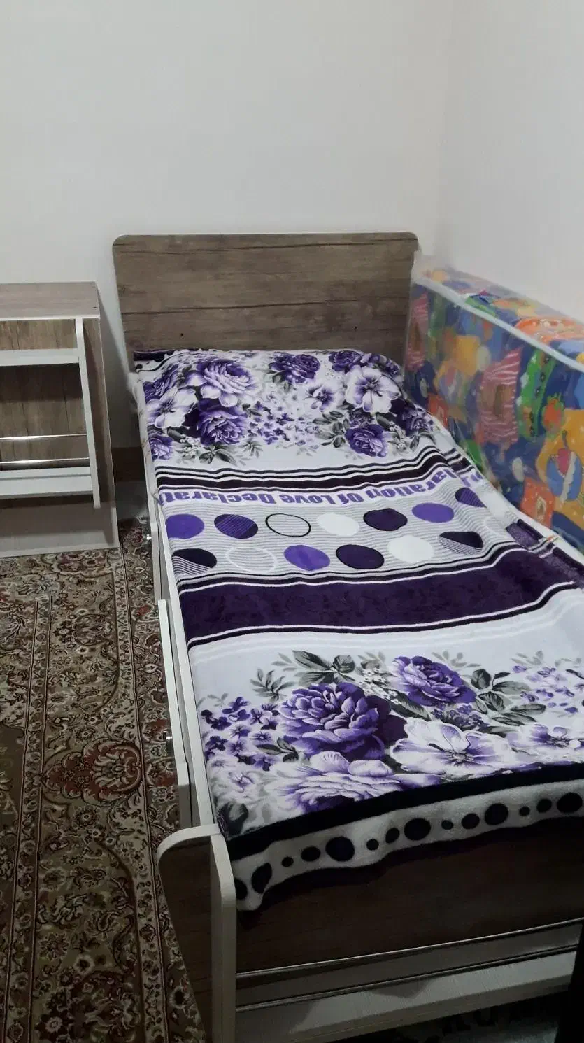 تخت نوجوان ونوزادی همراه کمدومیزتحریر|تخت و سرویس خواب|تویسرکان, |دیوار