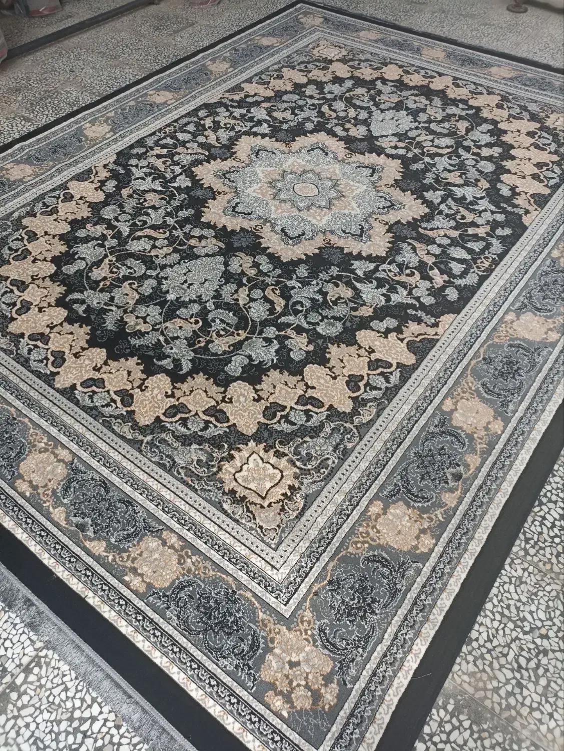 کولکسیون فرش های ۷۰۰ تا ۱۵۰۰/نقد/اقساط/بدون بهره|فرش|یزد, |دیوار