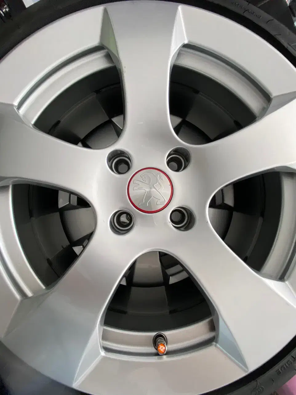 رینگ ساوارا با لاستیک ۱۰۰٪ilink-lzeal|قطعات یدکی و لوازم جانبی|کرج, شهرک اوج|دیوار