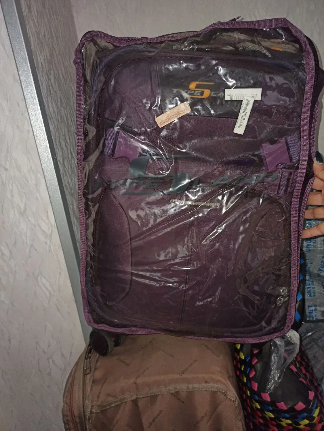 چمدان تو کابین|کیف، کفش، کمربند|شیراز, مهدی‌آباد|دیوار