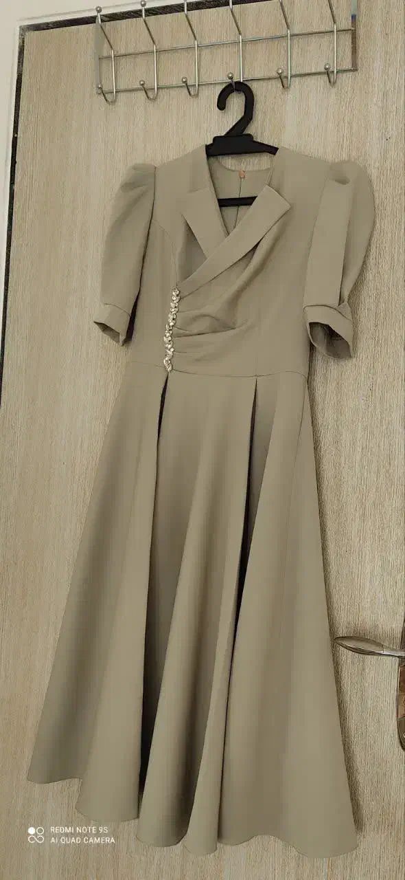 لباس مجلسی سایز ۴۰ کاملا نو|لباس|نورآباد, |دیوار