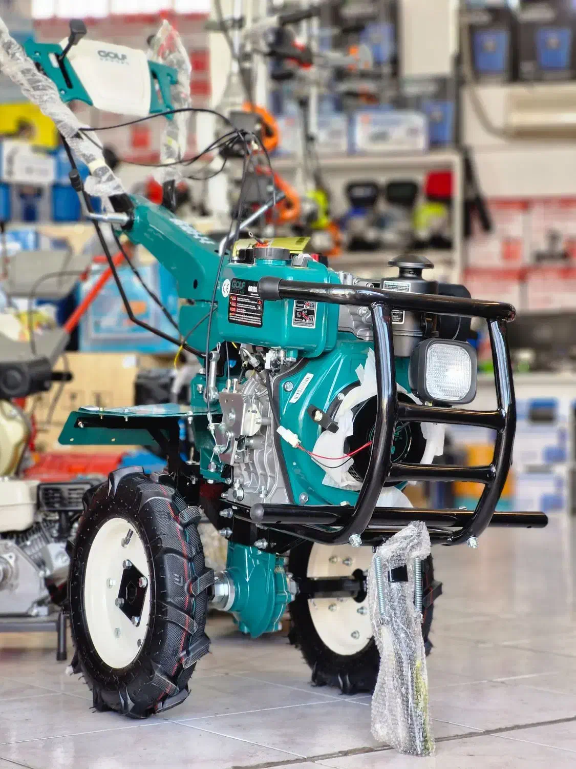 تیلر هفت ونیم دیزل|ماشین‌آلات صنعتی|مشهد, هفده شهریور|دیوار