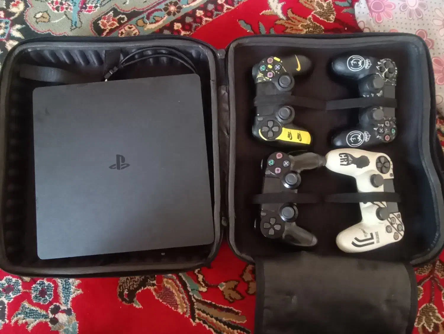 ps4 ، اسلیم 1 ترابایت ،4 دسته اورجینال|کنسول، بازی ویدئویی و آنلاین|کرمانشاه, |دیوار