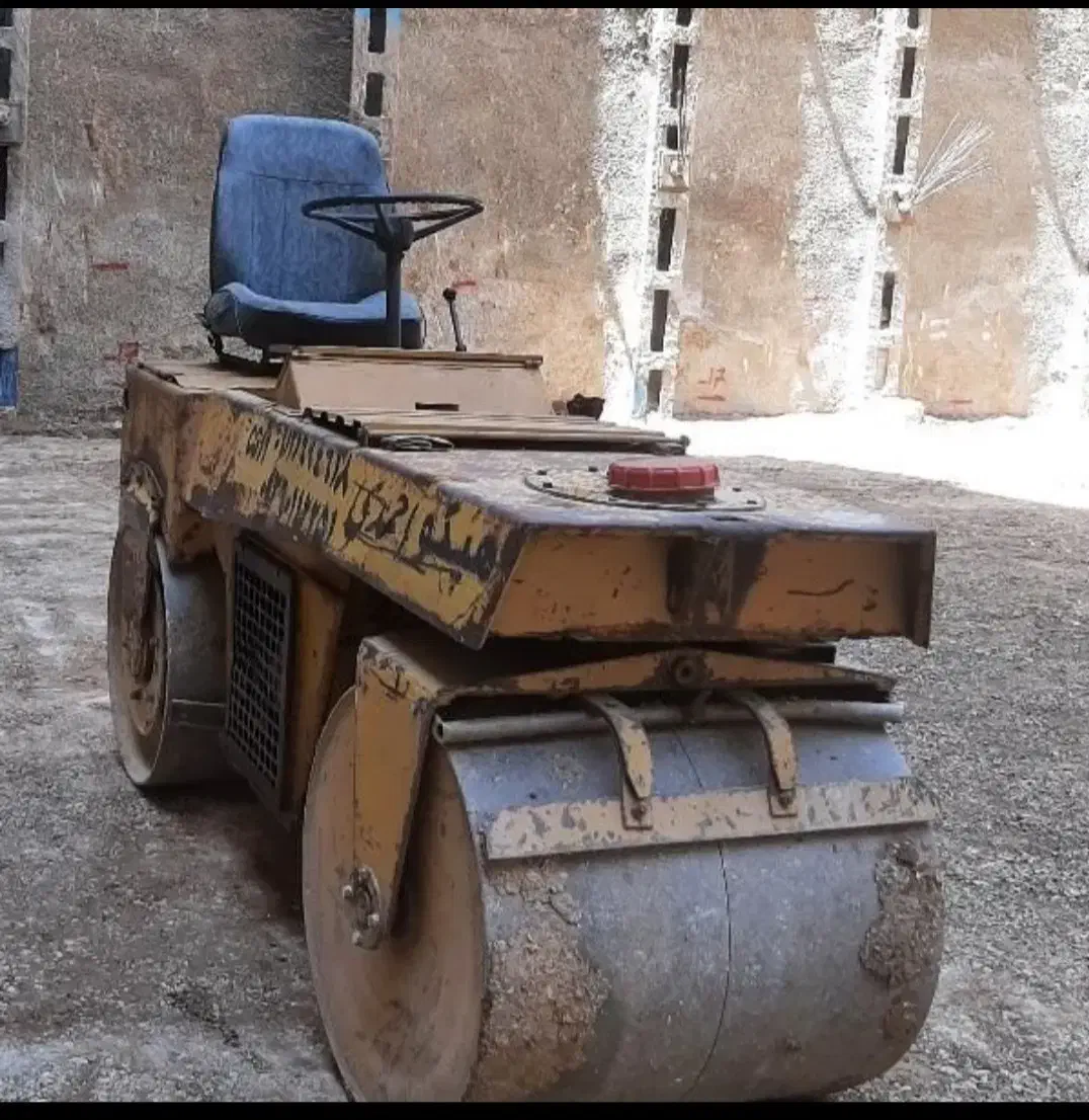 اجاره دهنده غلطک قلطک۲تنی با ویبره قوی|خدمات پیشه و مهارت|احمدآبادمستوفی, |دیوار