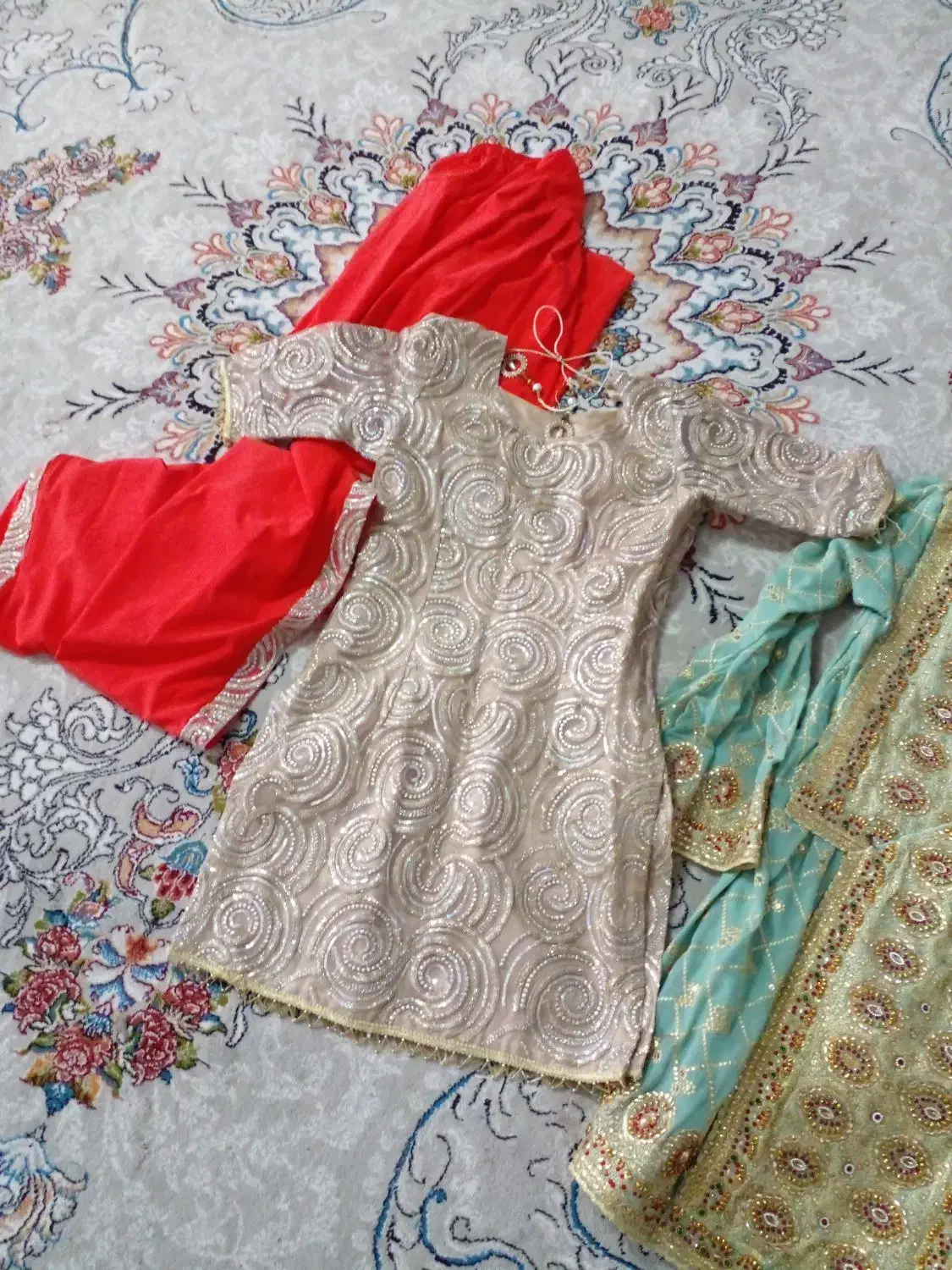 لباس هندی دوخته شده کاملانو|لباس|بیرجند, |دیوار