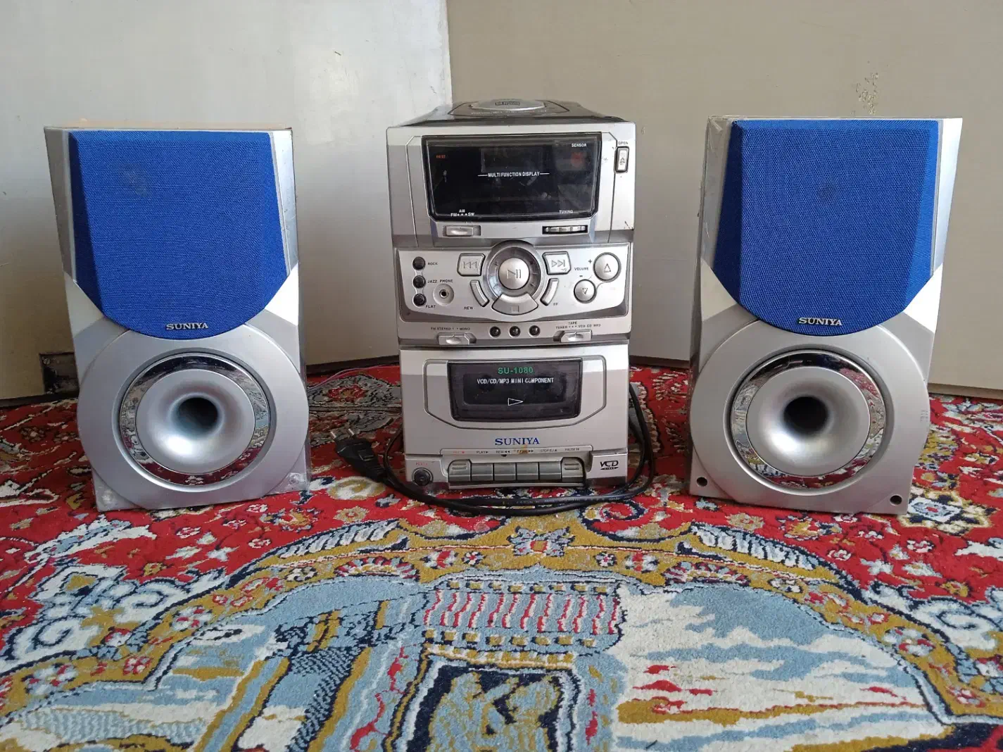 ضبط بلوتوثی سونیا|سیستم صوتی خانگی|کاشان, کارگر|دیوار