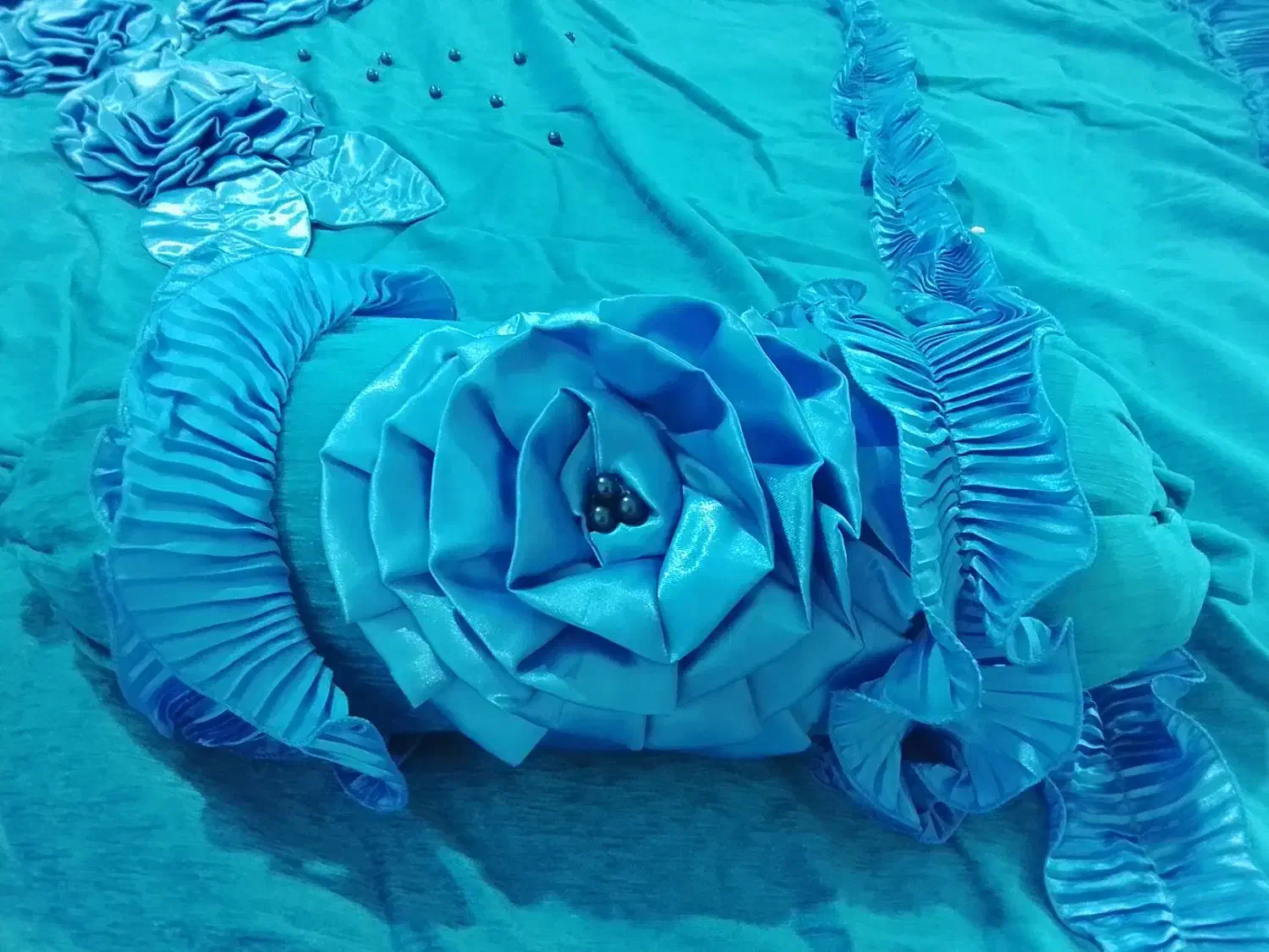 روتختی|سرویس روتختی|گلبهار, شهر جدید گلبهار|دیوار