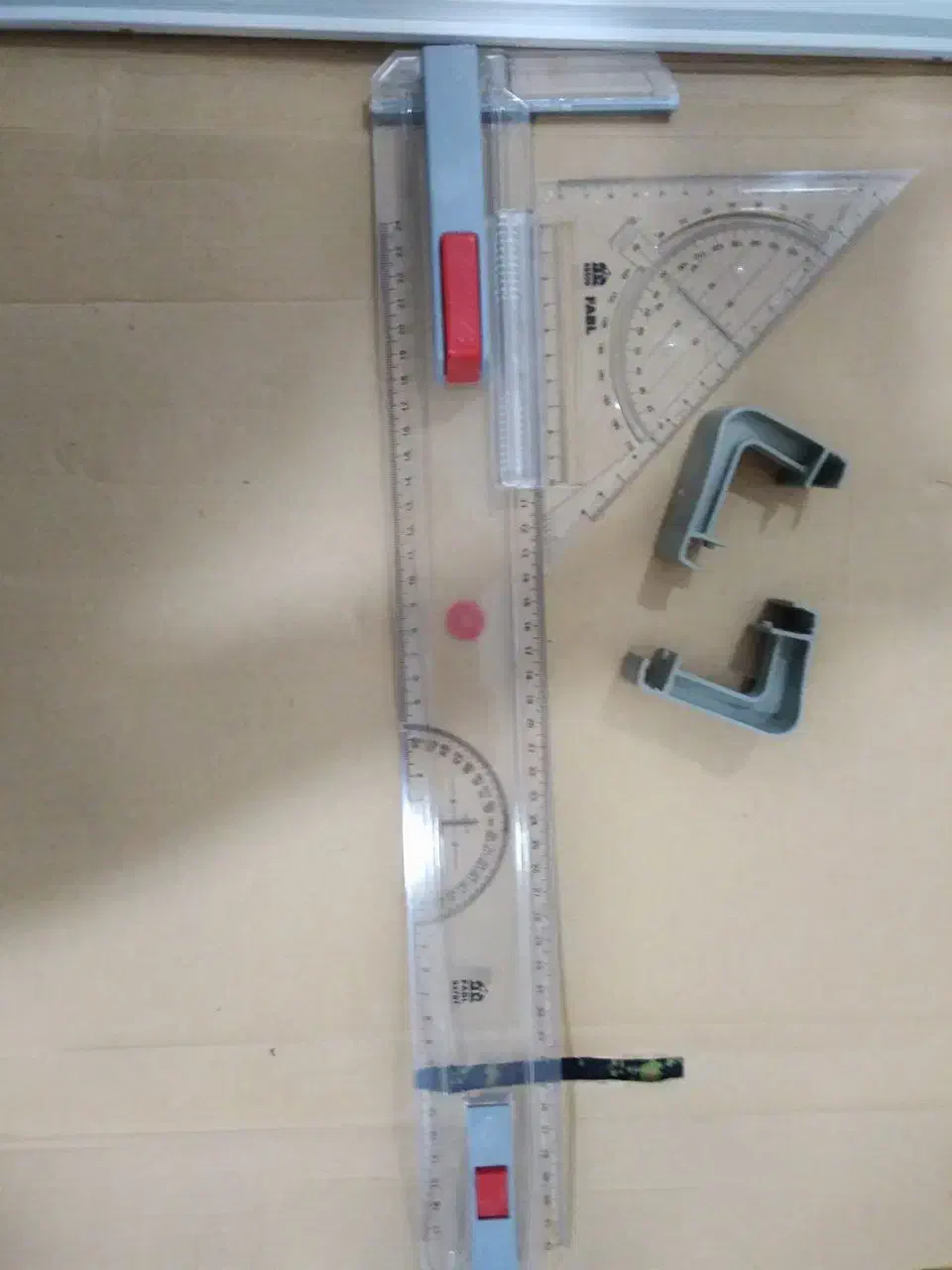 تخته رسم نقشه کشی معماری|لوازم التحریر|بوشهر, |دیوار