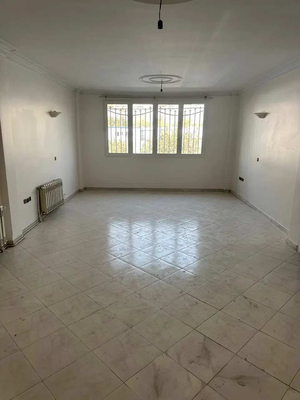 اپارتمان130متری شخصی ساز شهرک گلستان اتریش