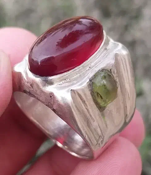 انگشتر نقره قدیمی زبرجد و عقیق|جواهرات|بندرعباس, |دیوار