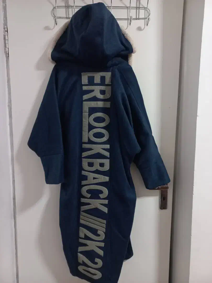 پالتو فوتر|لباس|دورود, |دیوار