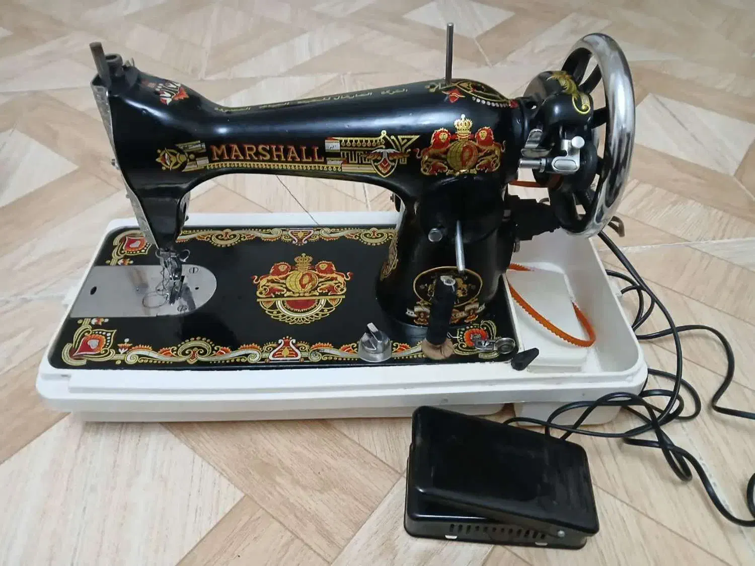 چرخ خیاطی|چرخ خیاطی و ریسندگی|اراک, |دیوار